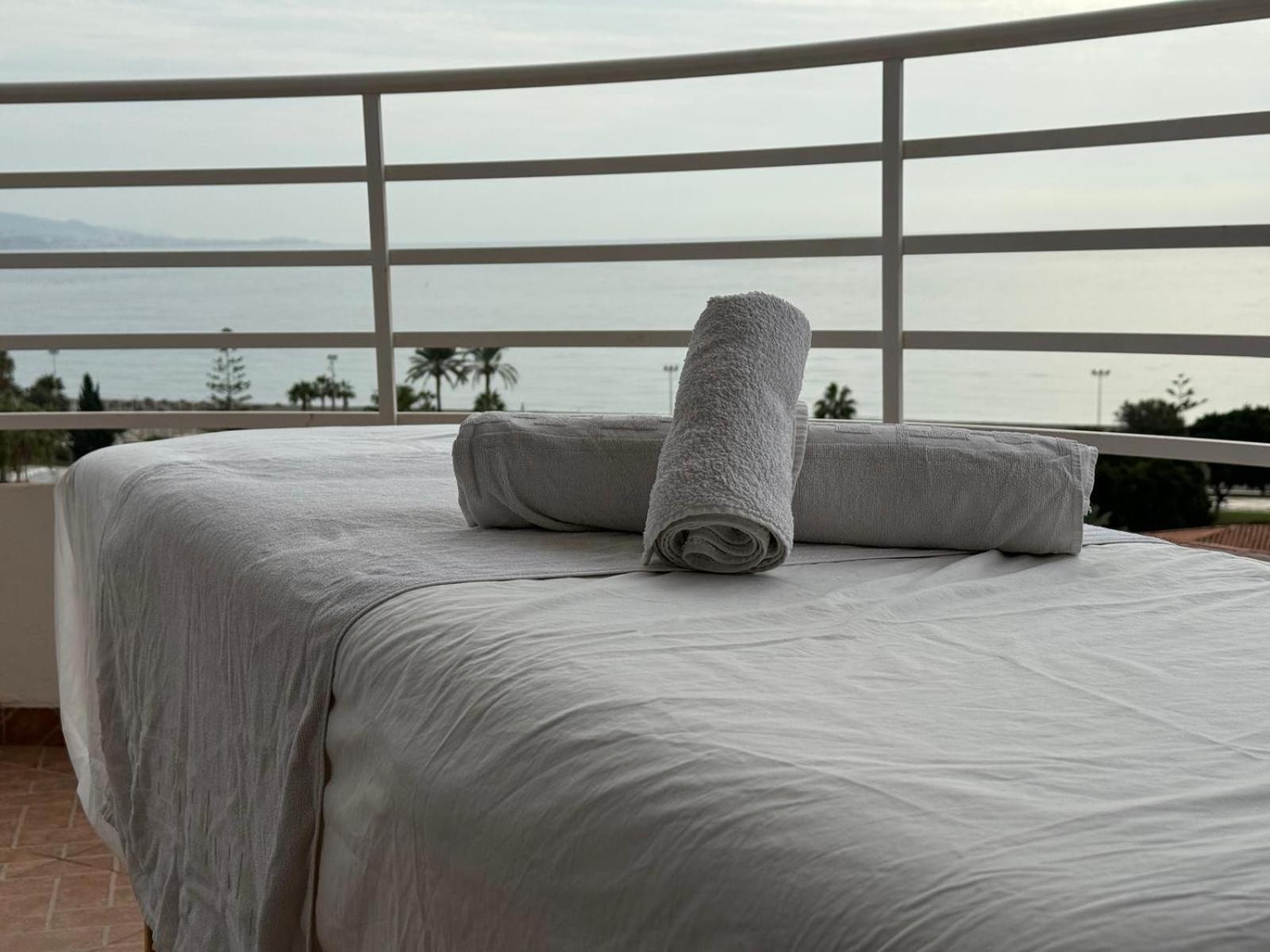 A&N Atico Vista Al Mar Apartman Torre Del Mar Kültér fotó